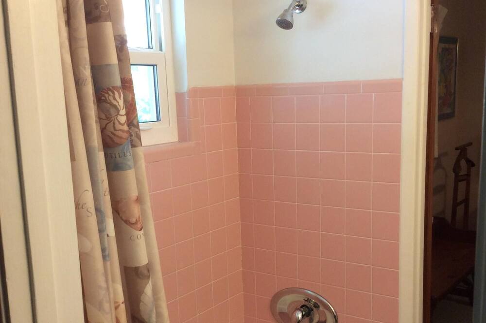 Photo of Bathroom in Rock Ridge