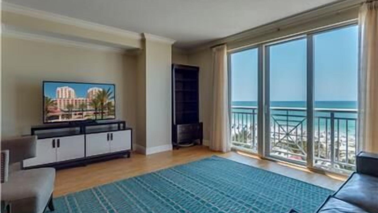 Photo of Livingroom in Clearwater Beach
