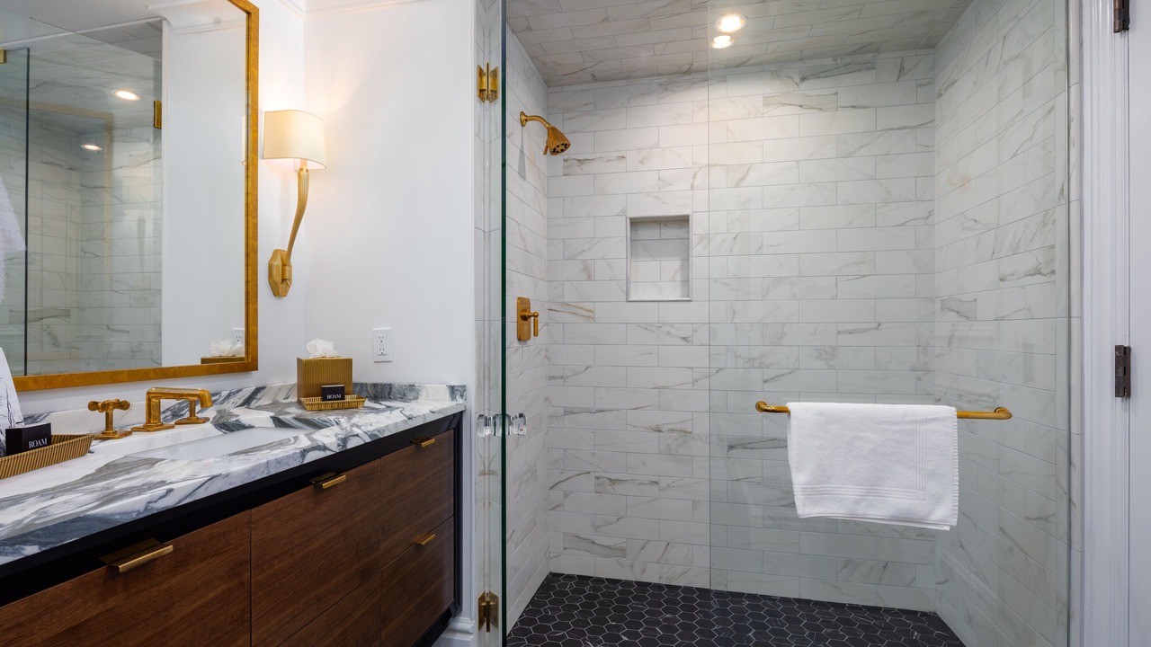 Photo of Bathroom in Central City