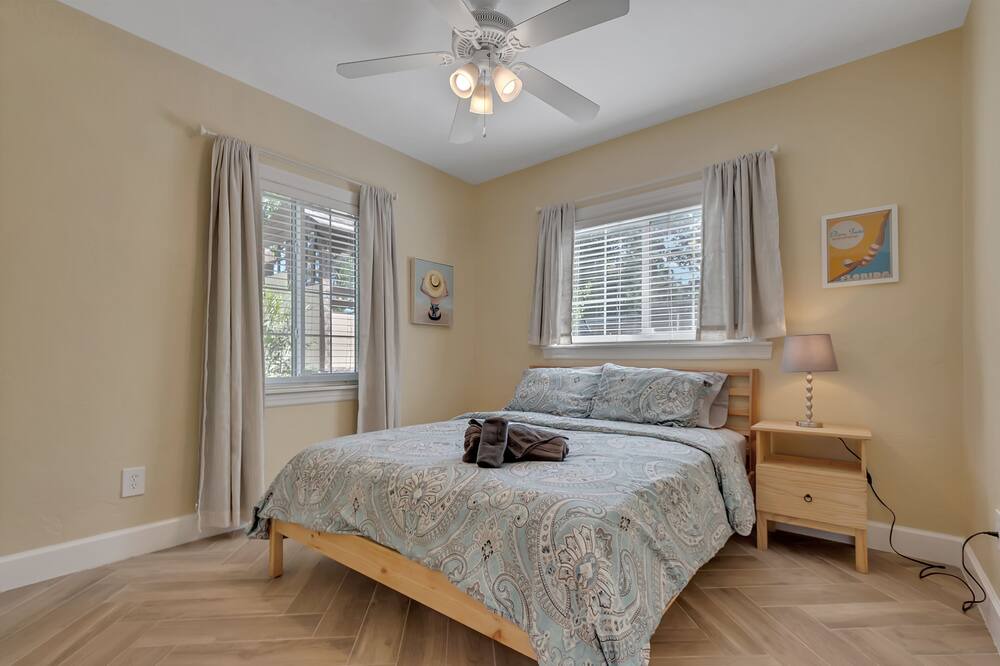Photo of Bedroom in South Miami