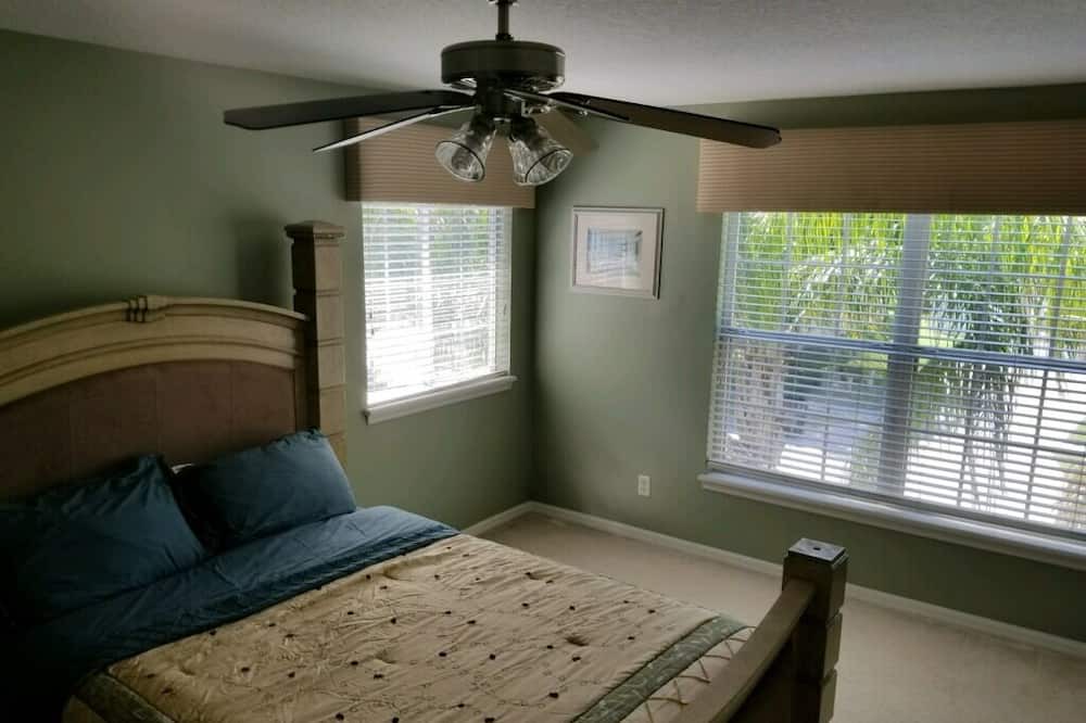 Photo of Bedroom in Apopka