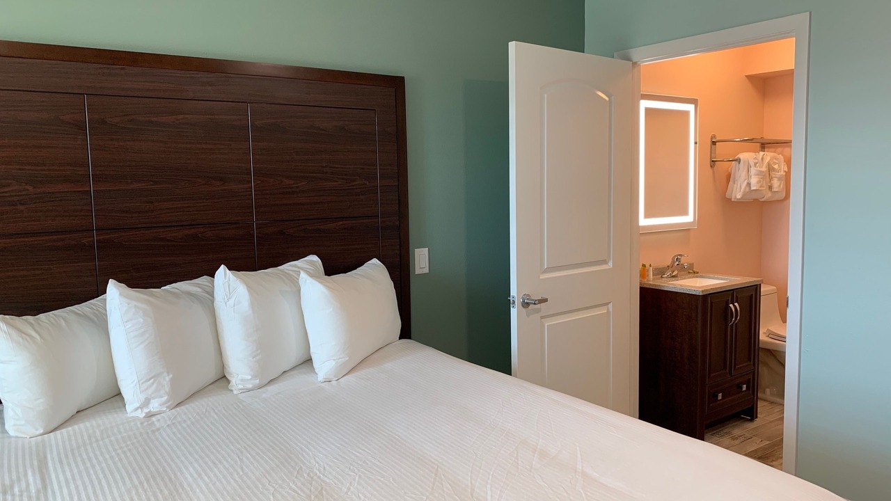 Photo of Bedroom in Ocean View Halifax Estates