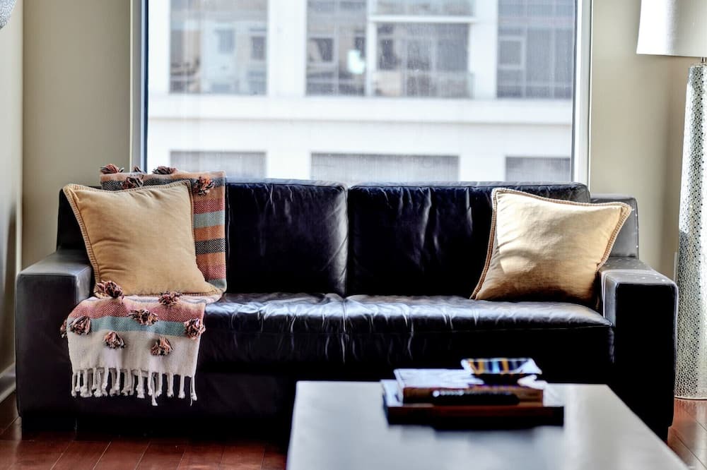 Photo of Livingroom in South Eola
