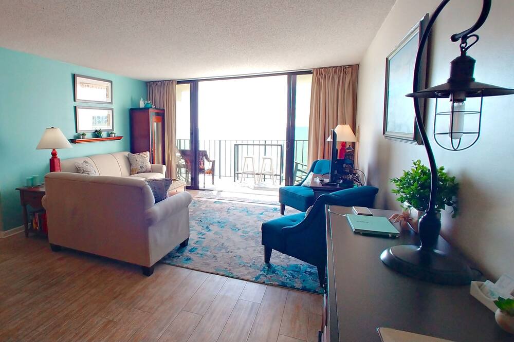Photo of Livingroom in Garden City