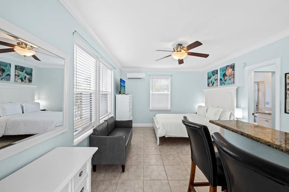 Photo of Kitchen in Highland Park Delray