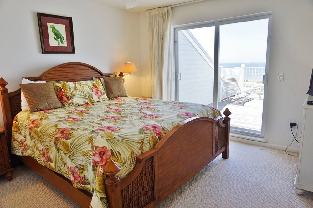 Photo of Bedroom in Palm Island