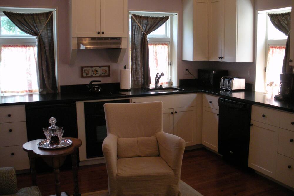 Photo of Kitchen in Downtown Charleston