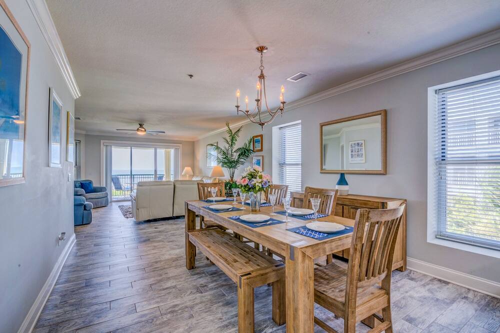 Photo of Livingroom in Isle of Palms