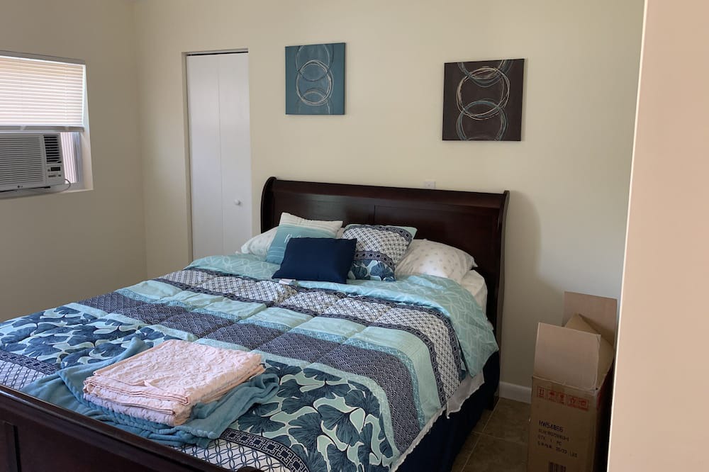 Photo of Bedroom in Historic Uptown