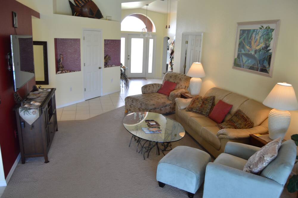 Photo of Livingroom in Rotonda Lakes