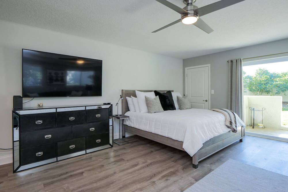 Photo of Bedroom in Sawgrass