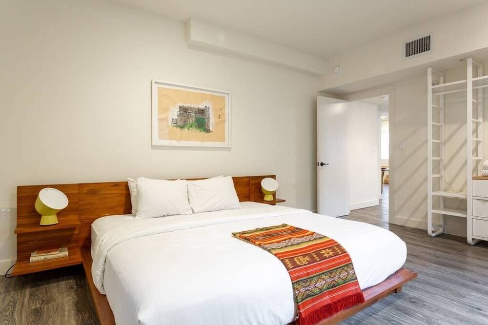 Photo of Bedroom in South Pointe