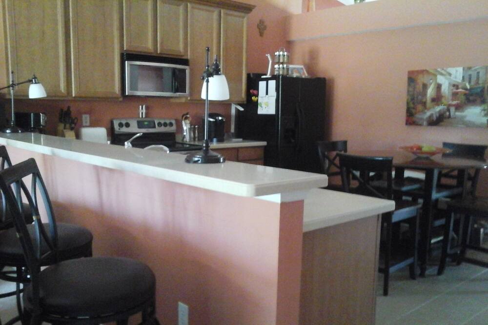 Photo of Kitchen in Port Saint Lucie