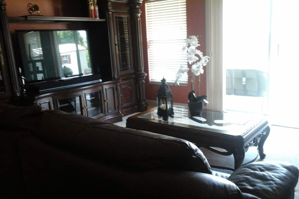 Photo of Livingroom in Port Saint Lucie