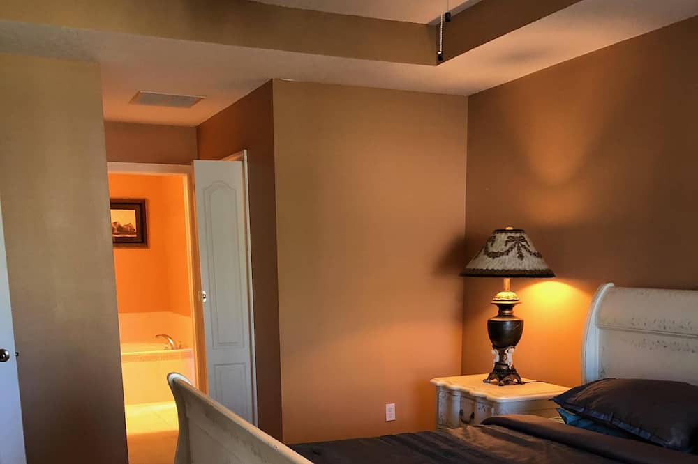 Photo of Bedroom in Port Saint Lucie