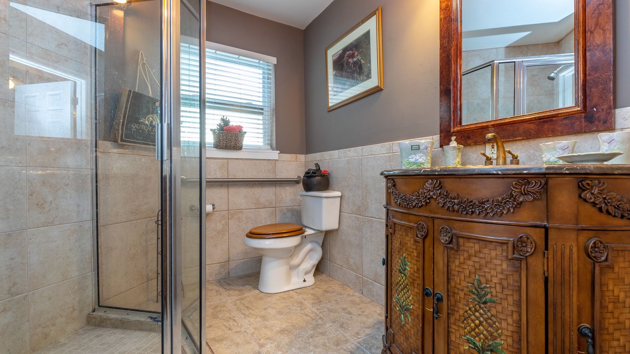 Photo of Bathroom in Greenacres