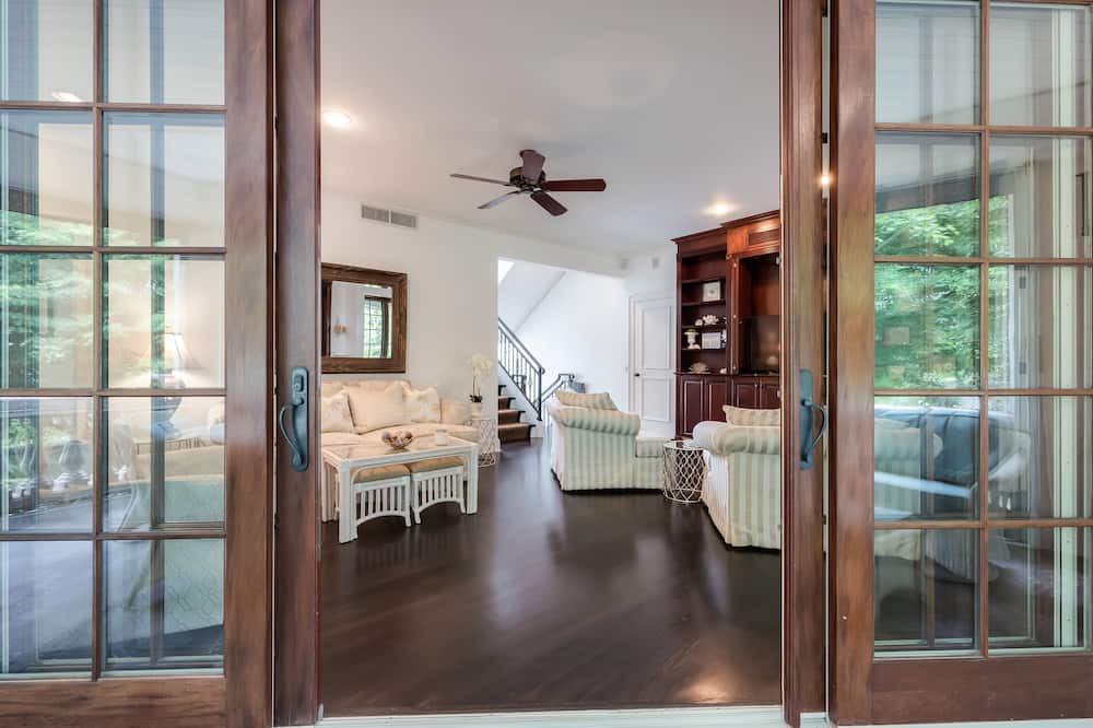 Photo of Bedroom in Boca Grande