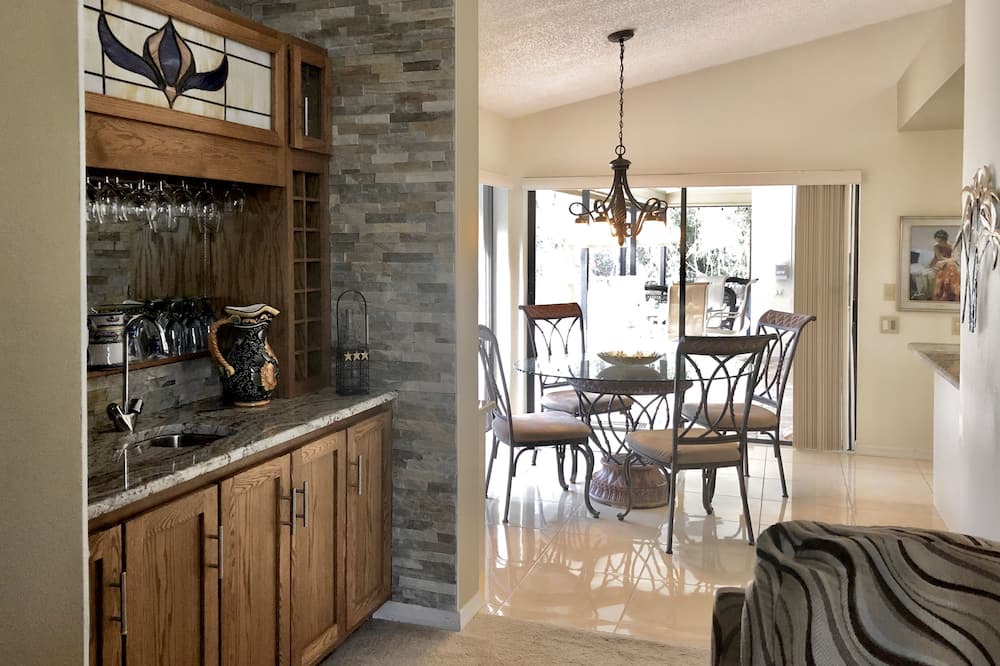 Photo of Kitchen in Landmark Estates
