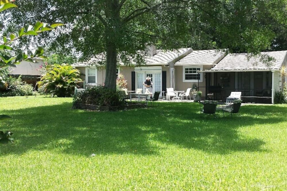 Photo of Outdoor in Titusville