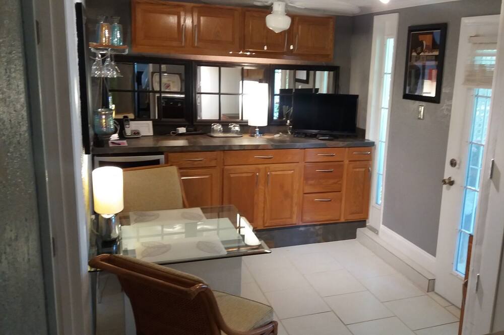 Photo of Bedroom in Titusville
