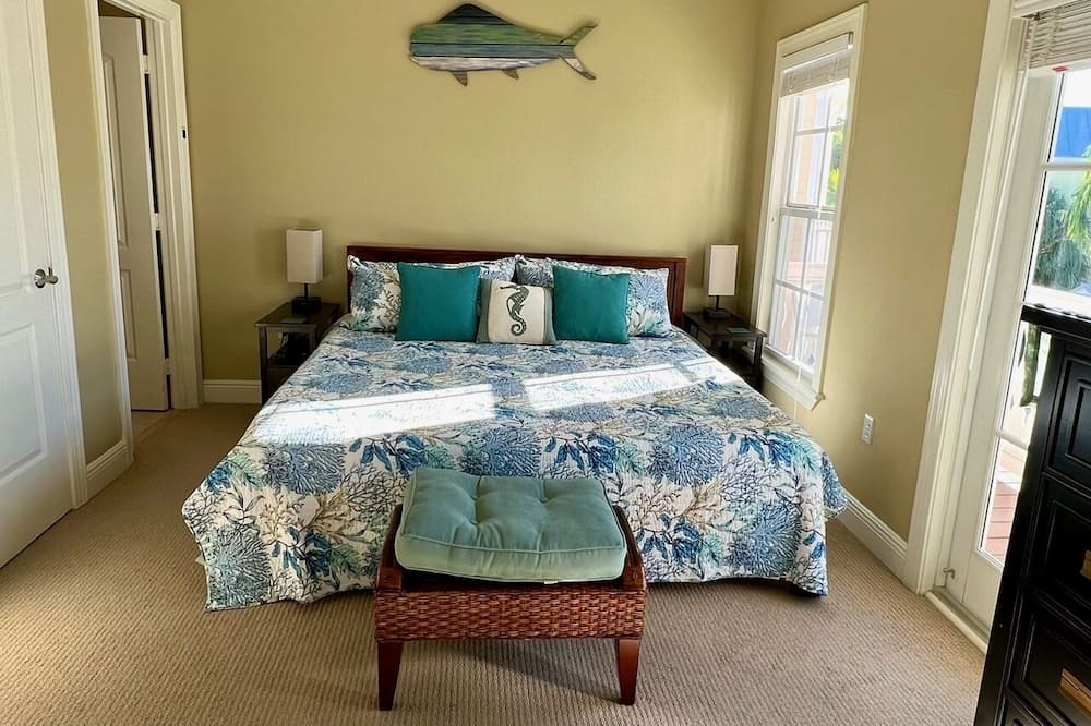 Photo of Bedroom in Islamorada