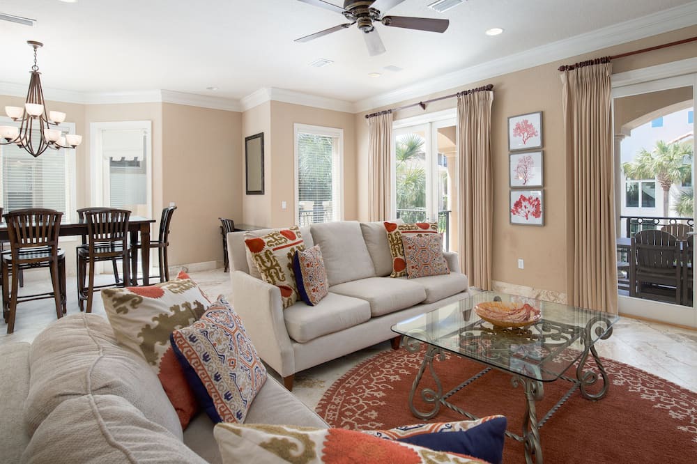 Photo of Livingroom in Fort Walton Beach - Destin