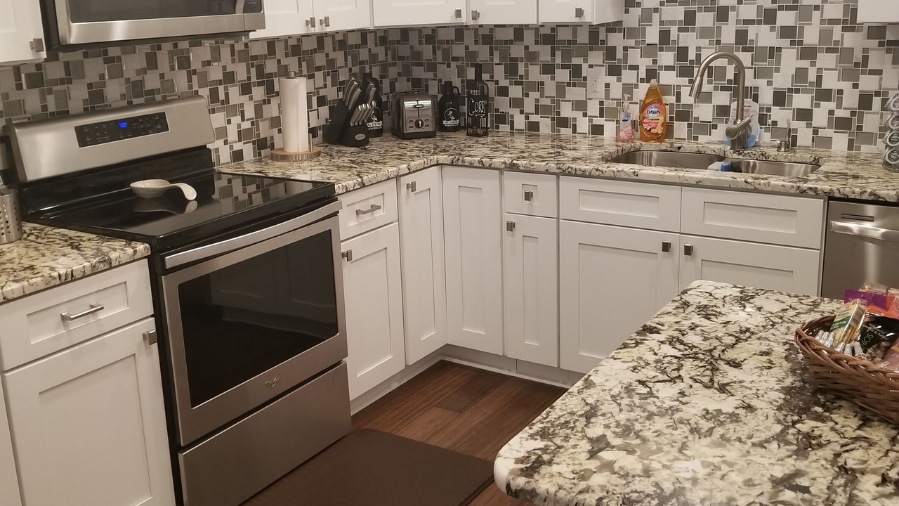 Photo of Kitchen in Crescent Lake