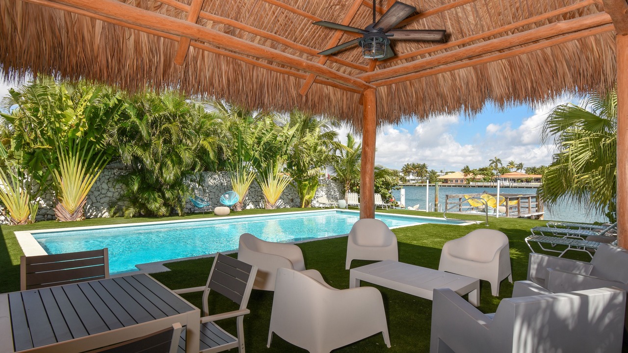 Photo of Outdoor in Surfside