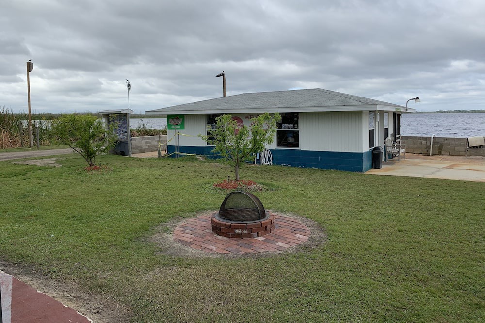 Photo of Outdoor in Auburndale