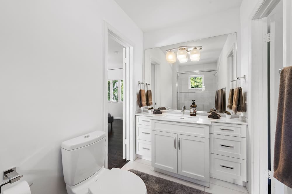 Photo of Bathroom in The Roads