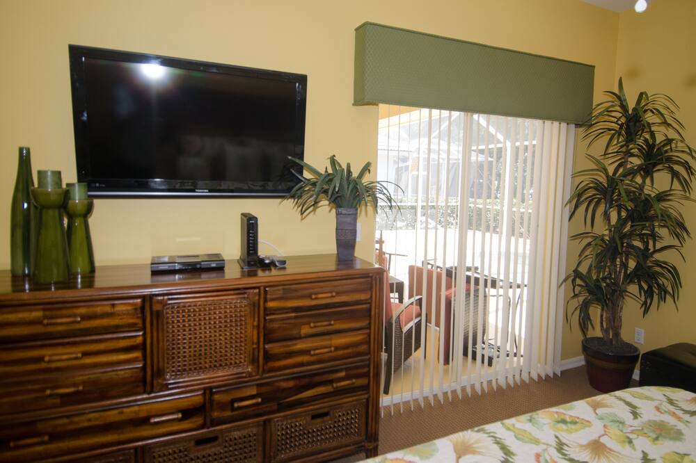 Photo of Bedroom in Falcons Glen