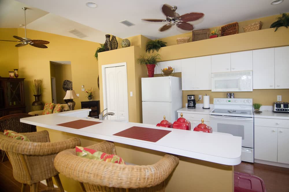 Photo of Kitchen in Falcons Glen