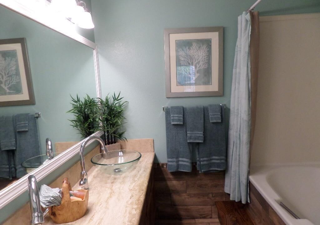 Photo of Livingroom in Ferry Pass