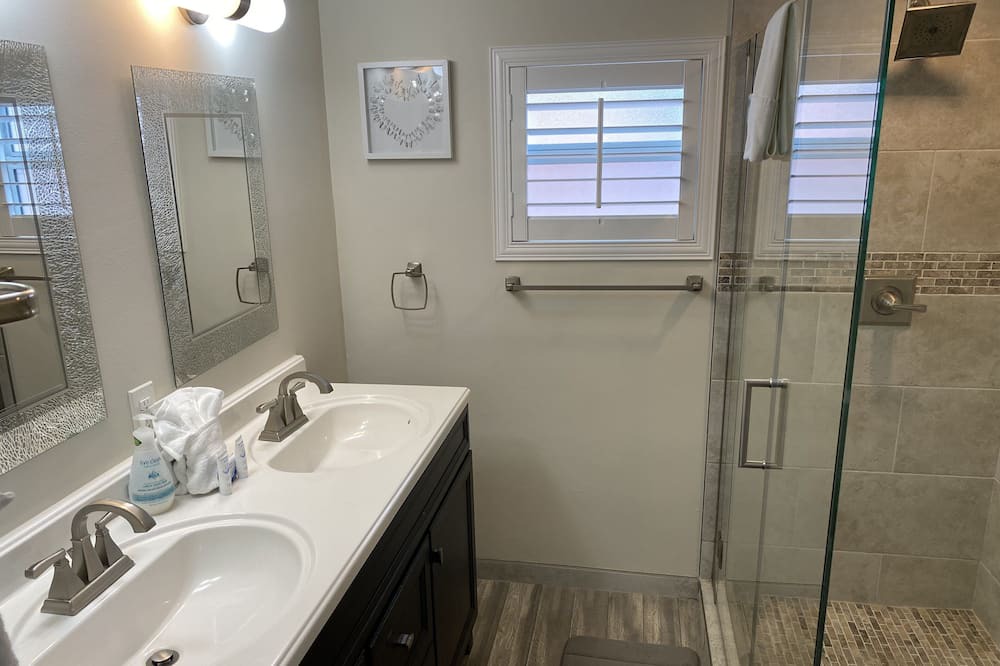 Photo of Bathroom in Fort Myers Beach