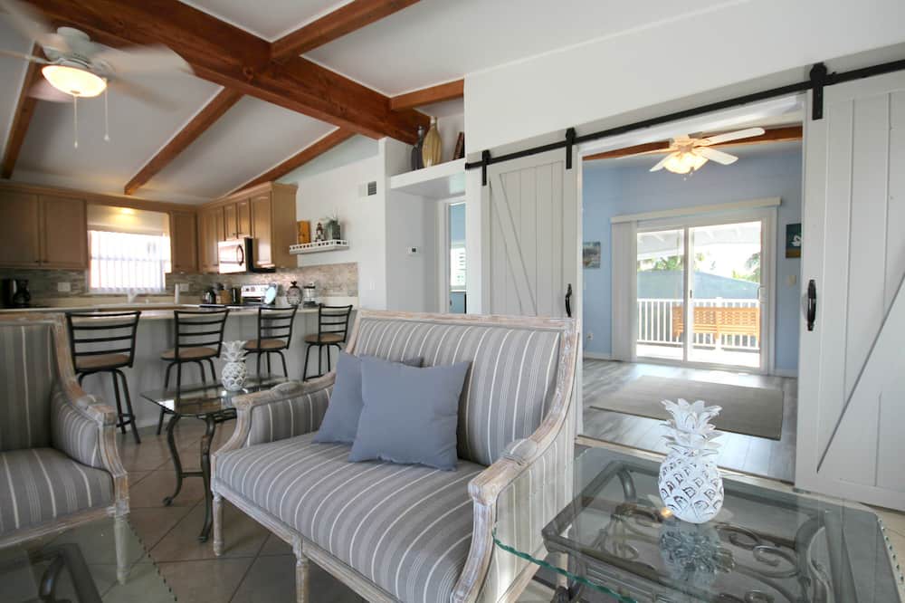 Photo of Livingroom in Fort Myers Beach