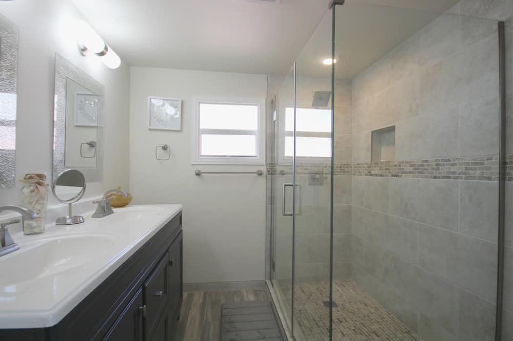 Photo of Bathroom in Fort Myers Beach