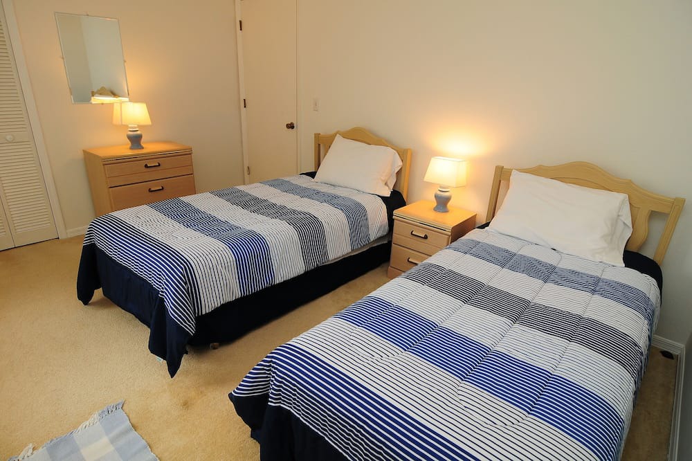 Photo of Bedroom in Lindfields