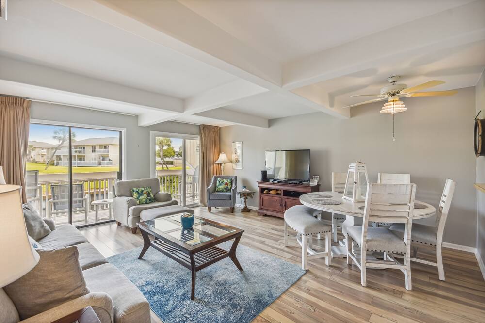Photo of Livingroom in Holiday Isle