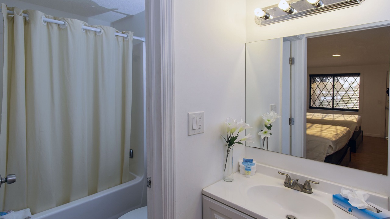 Photo of Bathroom in Naples