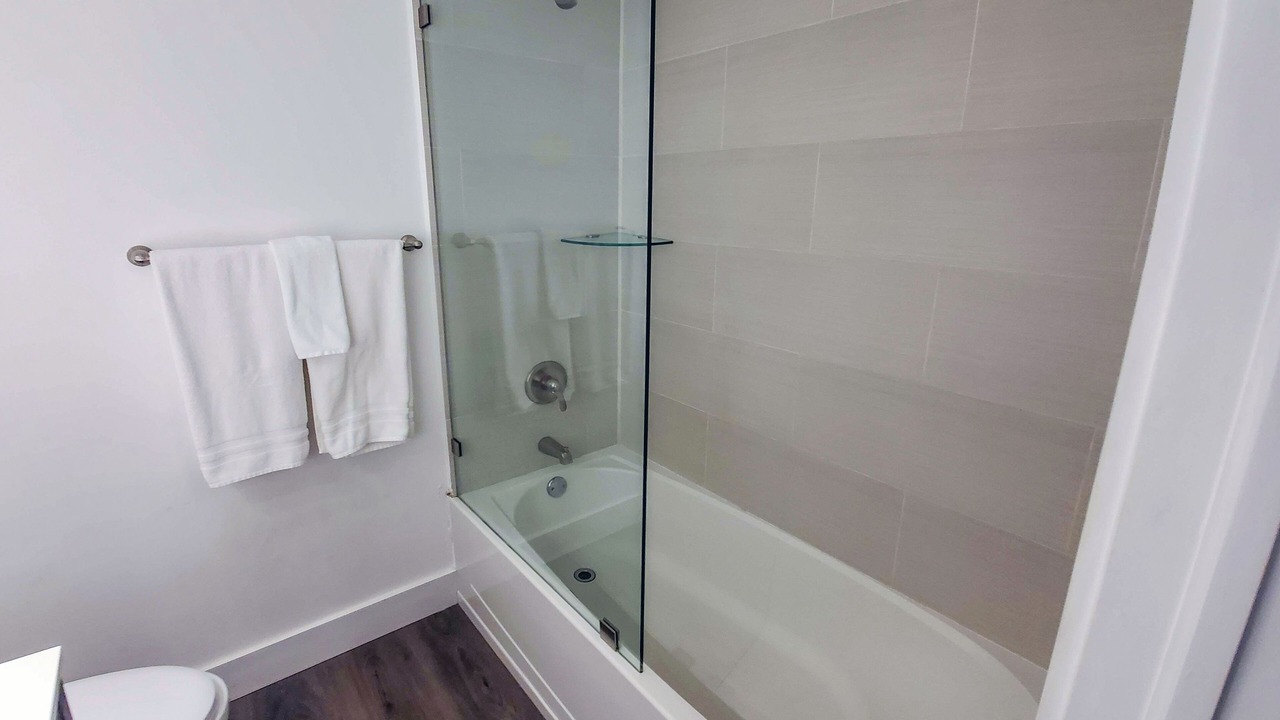 Photo of Bathroom in Naples