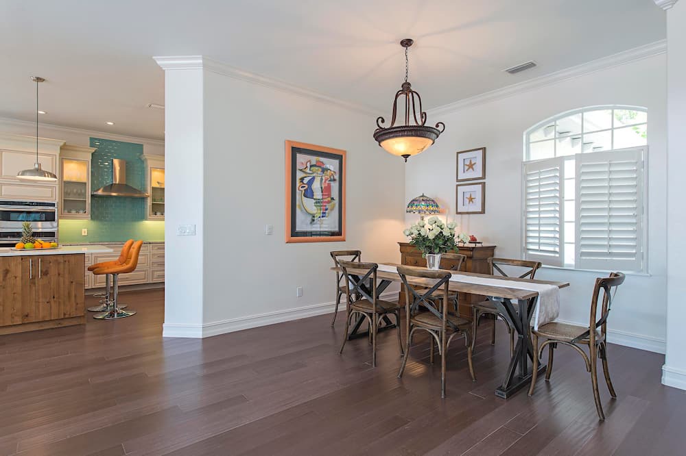Photo of Kitchen in Lake Park