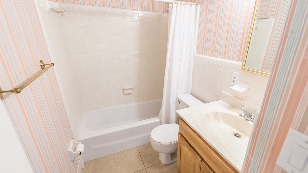 Photo of Bathroom in Cocoa Beach