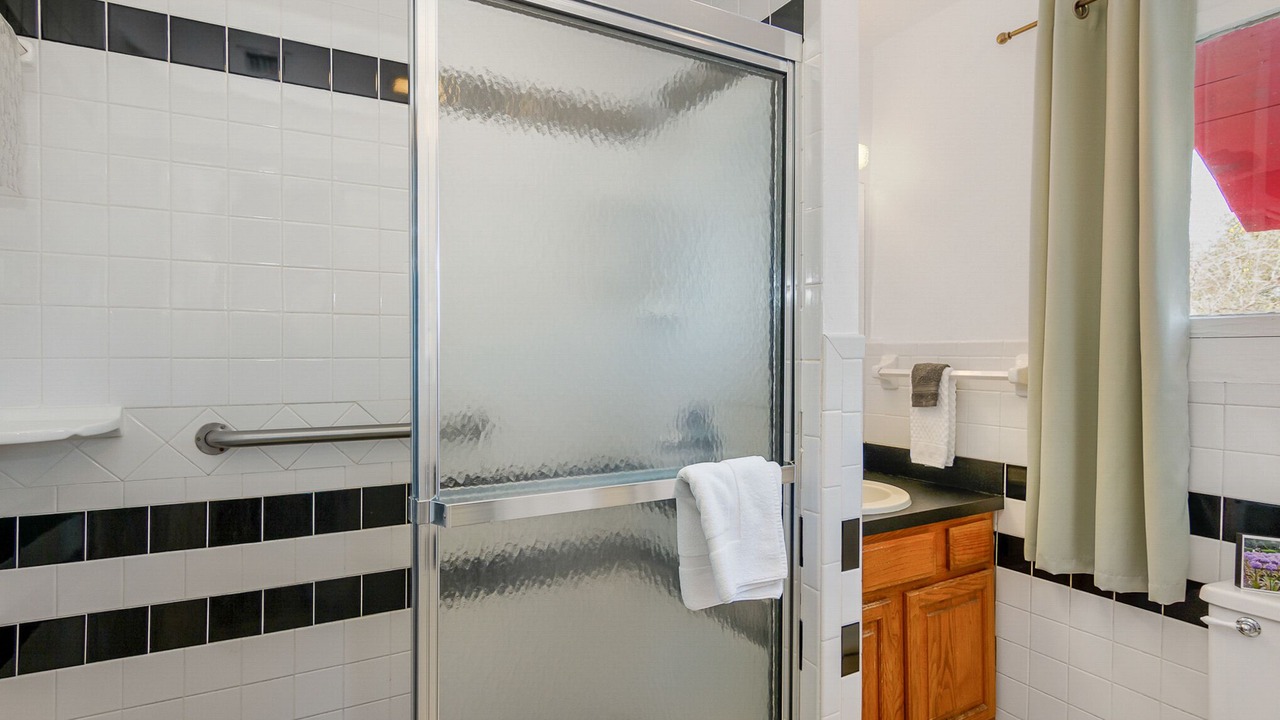 Photo of Bathroom in Mims