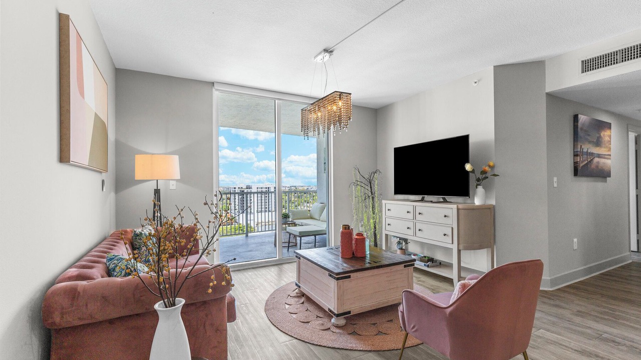 Photo of Livingroom in Allapattah
