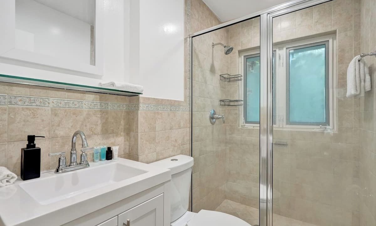Photo of Bathroom in Sailboat Bend