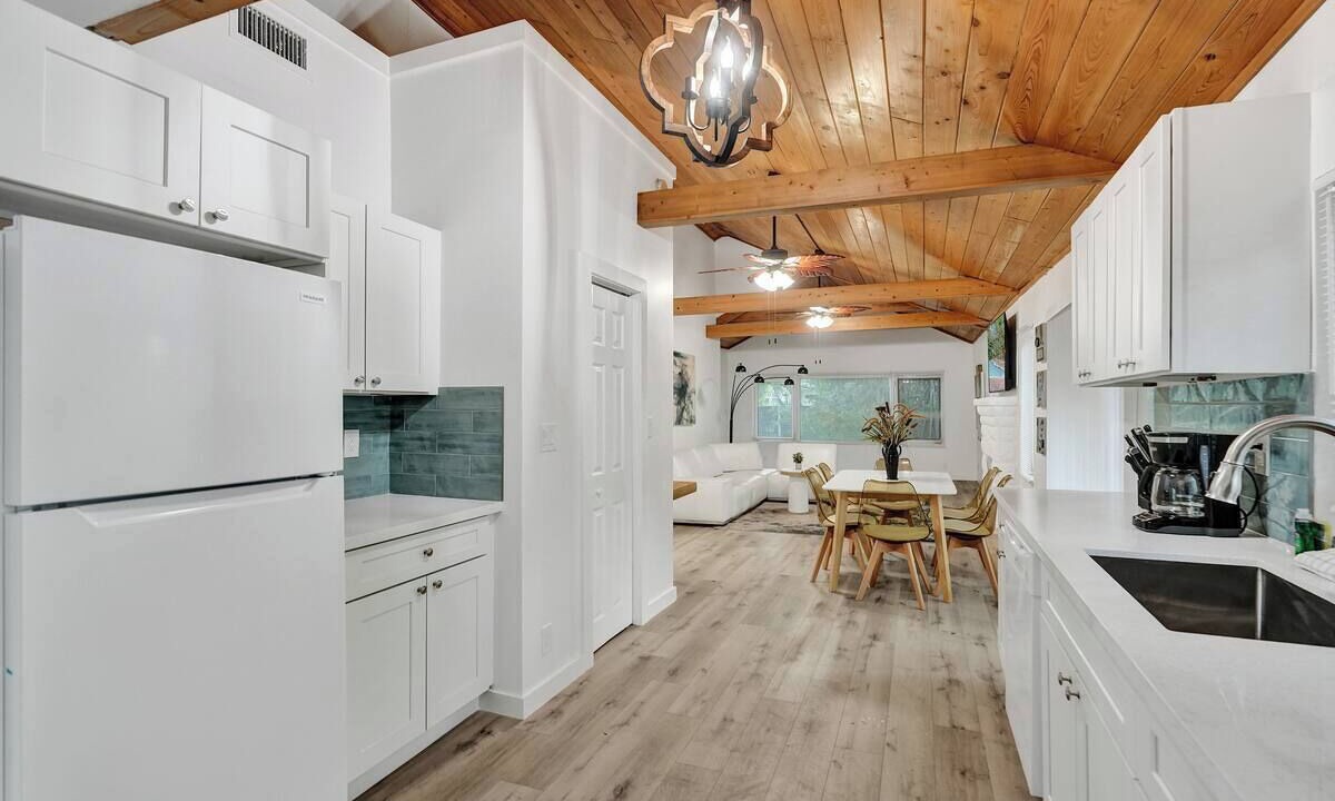 Photo of Bedroom in Sailboat Bend