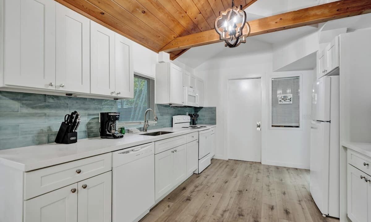 Photo of Bedroom in Sailboat Bend
