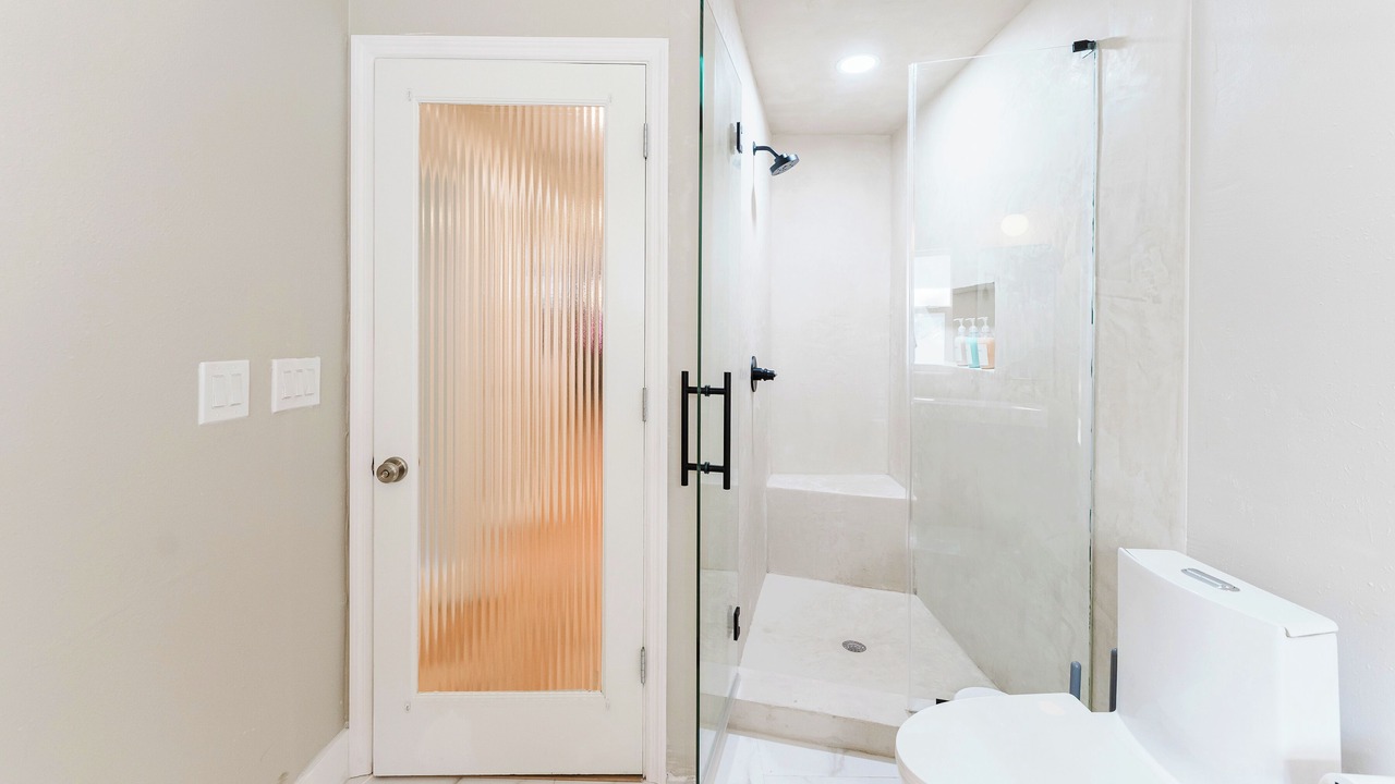 Photo of Bathroom in Largo
