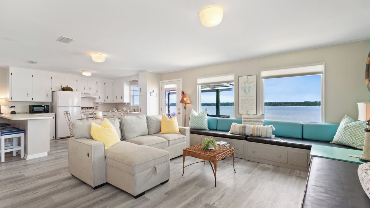 Photo of Bedroom in Gulf Shores