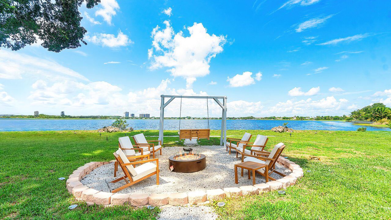 Photo of Outdoor in Palm Beach - West Palm Beach
